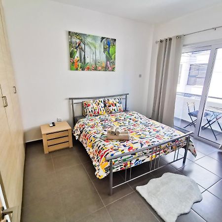Beachy Keen City Apartment ラルナカ エクステリア 写真