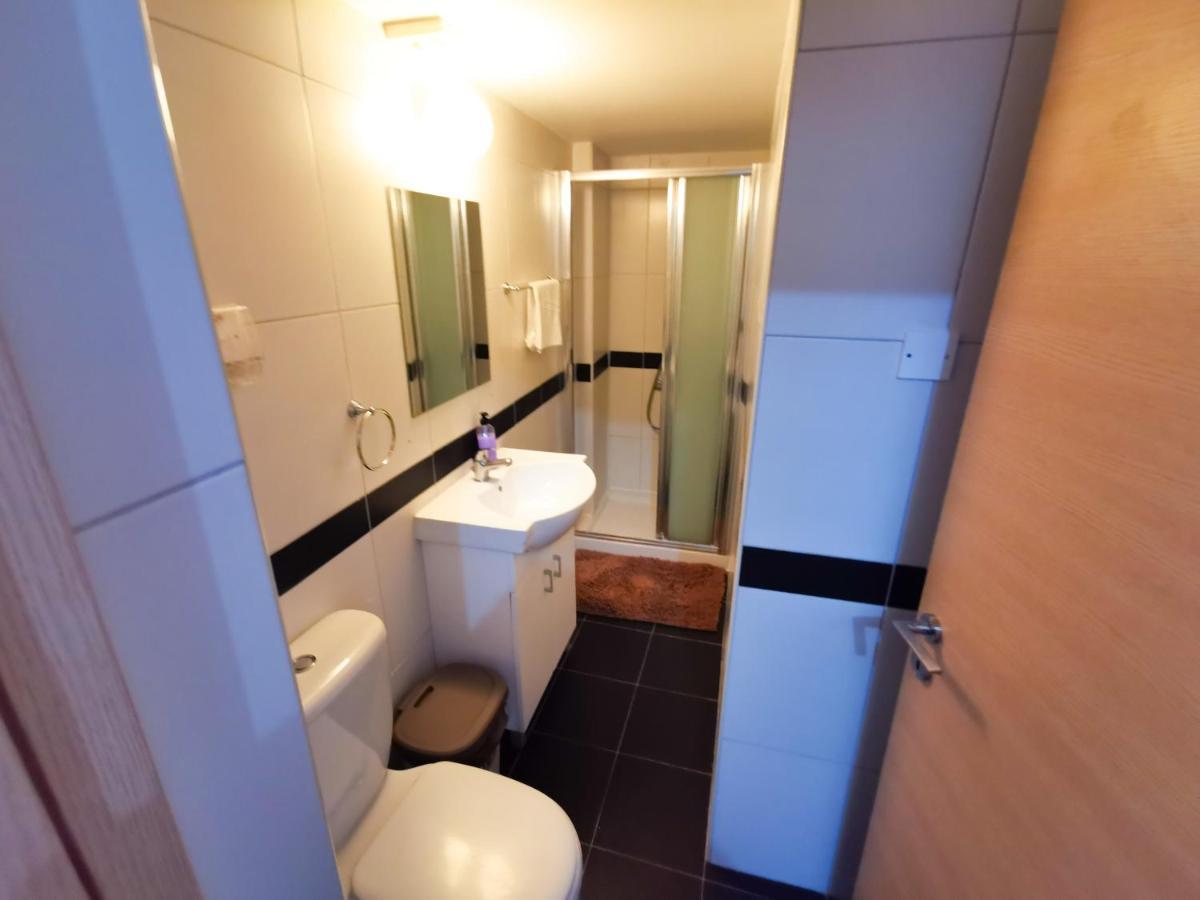 Beachy Keen City Apartment ラルナカ エクステリア 写真